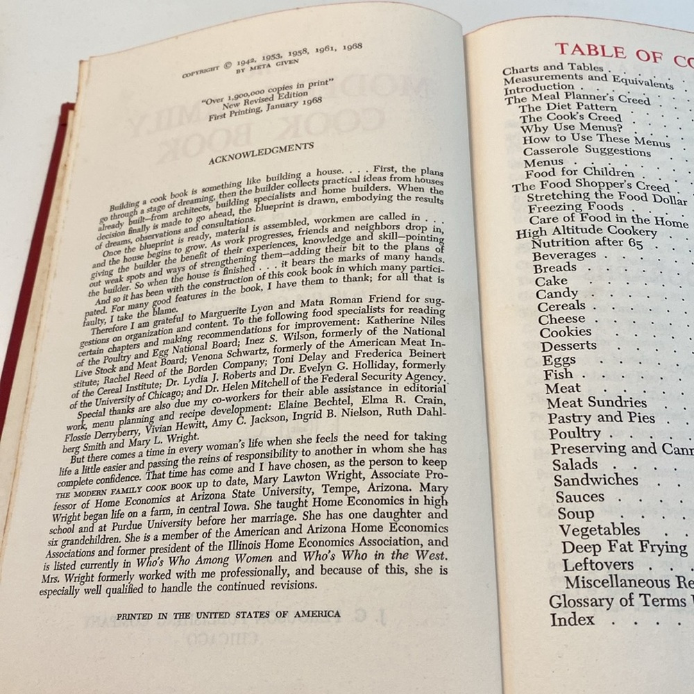Vintage Cookbook The Modern Family Cookbook Copyright 1968 - Picture 6 of 9